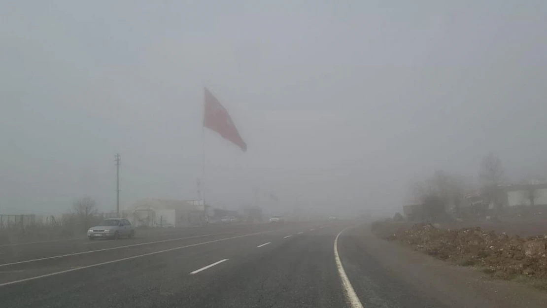 Sis Adıyaman'ı etkisi altına aldı