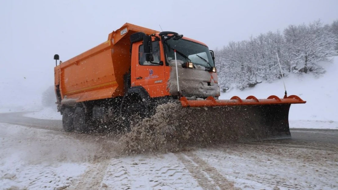 Sivas'ta 158 yerleşim yolu araç ulaşımına kapalı