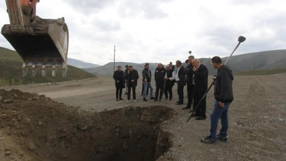 Su arıtma tesisinin inşaatına ilk kazma vuruldu