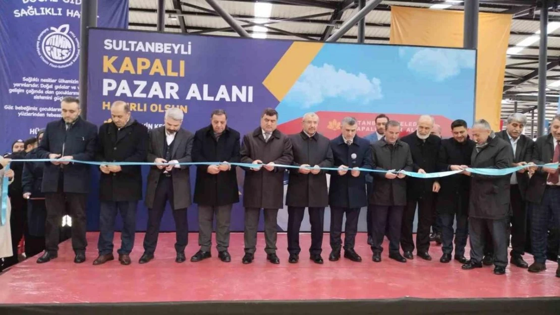 Sultanbeyli kapalı pazar alanı hizmete açıldı