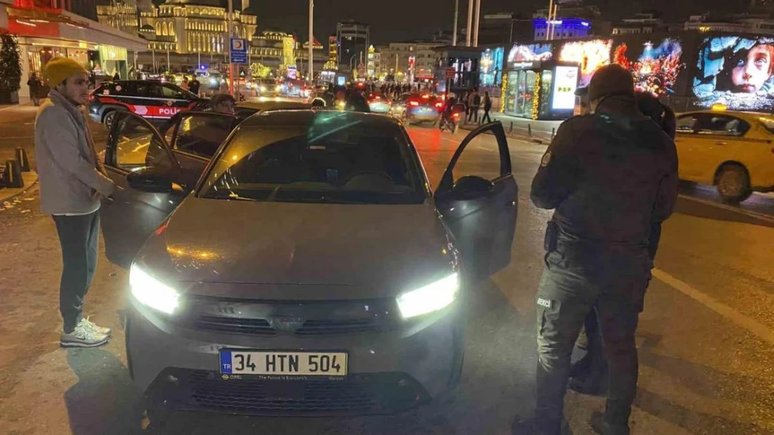 Taksim'de helikopter destekli 'Huzur İstanbul' denetimi