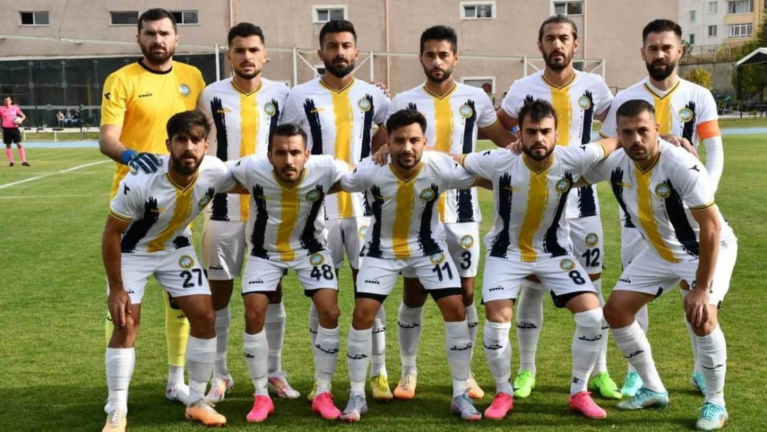 Talasgücü Belediyespor 5 maçı iç sahada kazandı