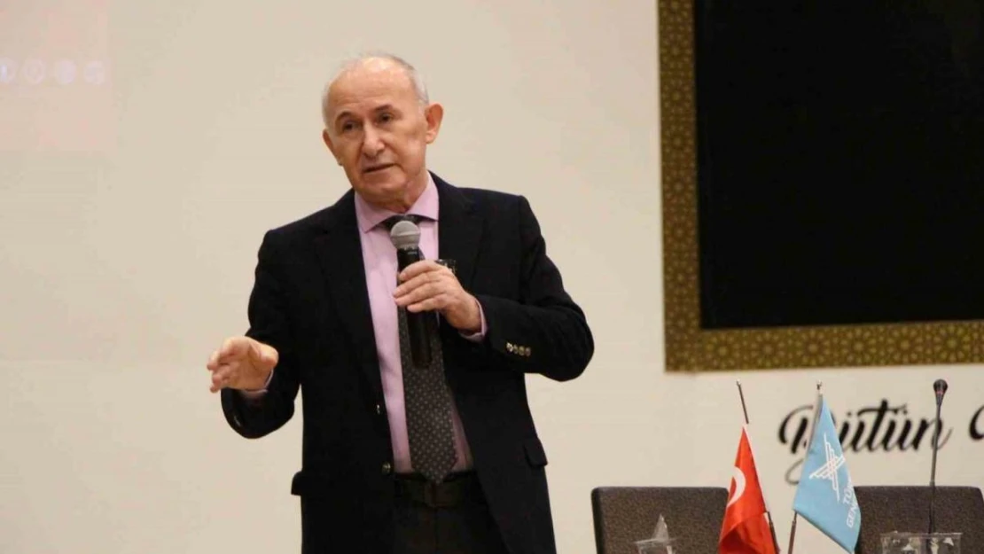Tarihçi-yazar Ahmet Şimşirgil: '11 ilimiz ve Kıbrıs Arz-ı Mev'ud hedefinde'