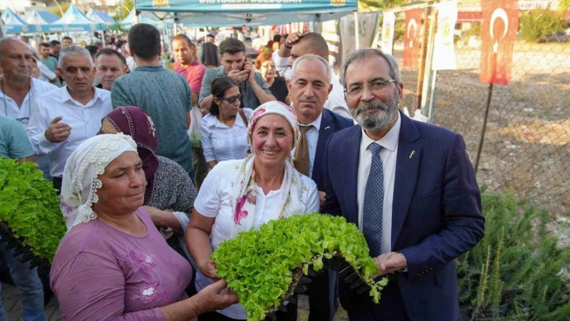 Tarsus Belediyesi 5 yılda 7 milyon fide 500 bin fidan dağıttı