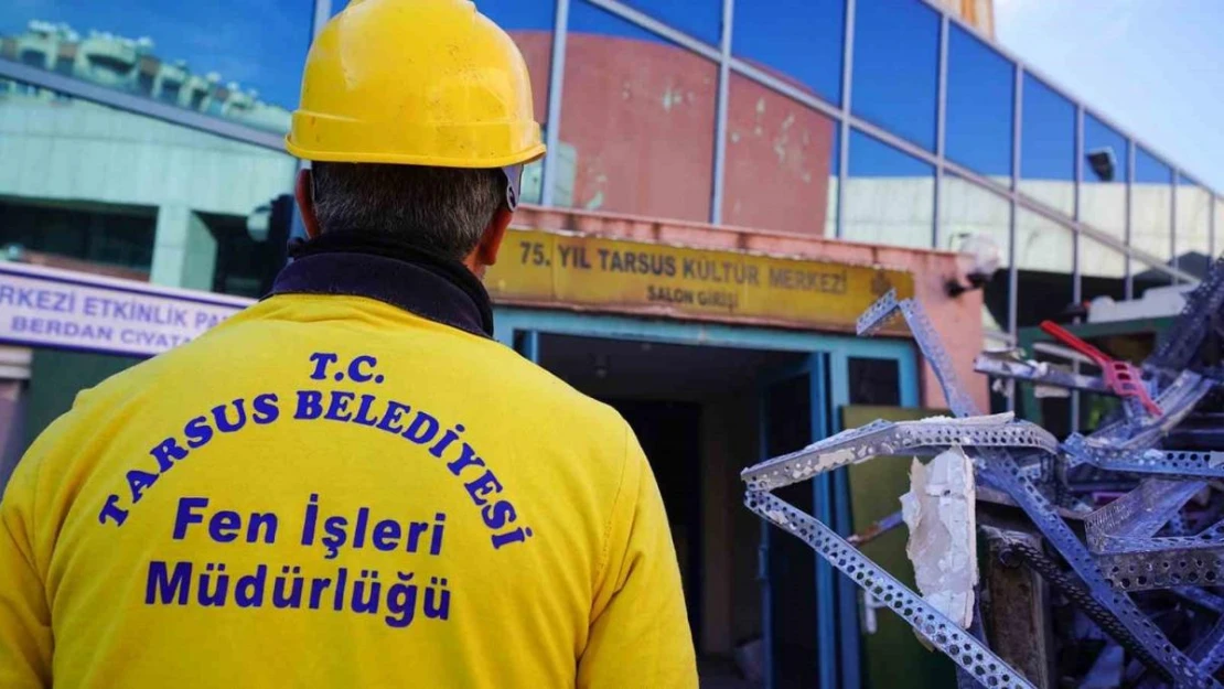 Tarsus'ta 75. Yıl Kültür Merkezi yenileniyor