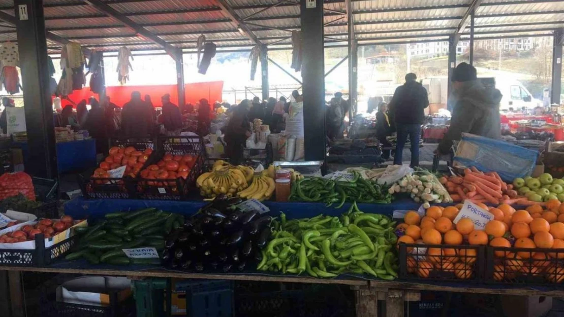 Taşkesti Beldesi yeni pazar yerine kavuştu