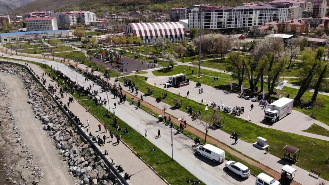 Tatvan'da 'Sağlık İçin Hareket Et Günü' etkinliği