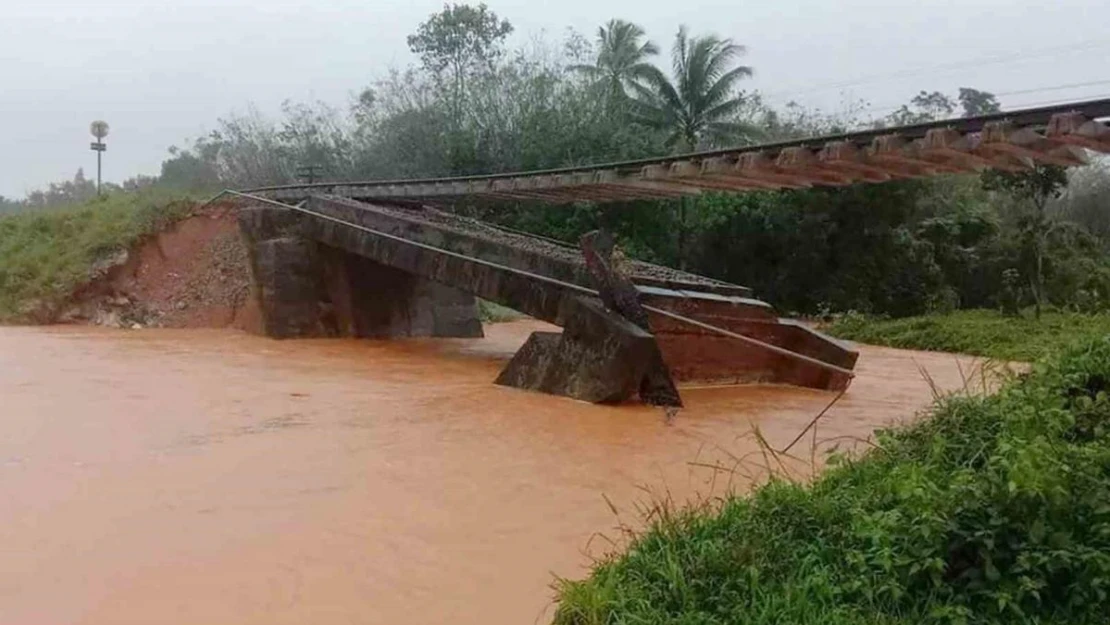 Tayland'ın güneyindeki selde 6 kişi hayatını kaybetti