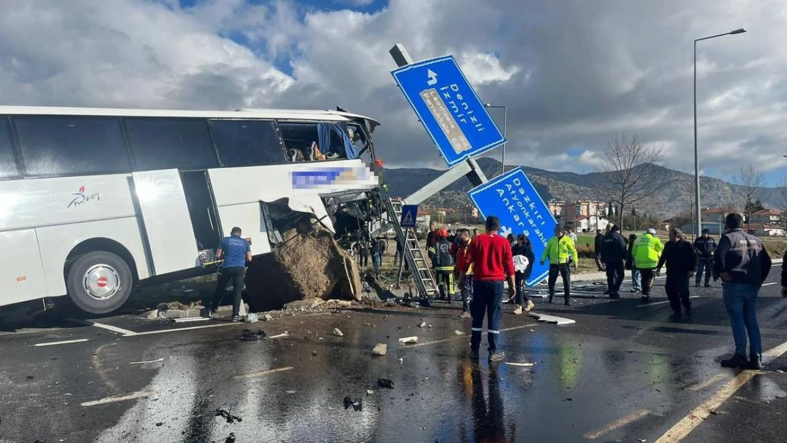 Taylandlı turistlerin ölümden döndüğü kazada yaralı sayısı  29'a yükseldi