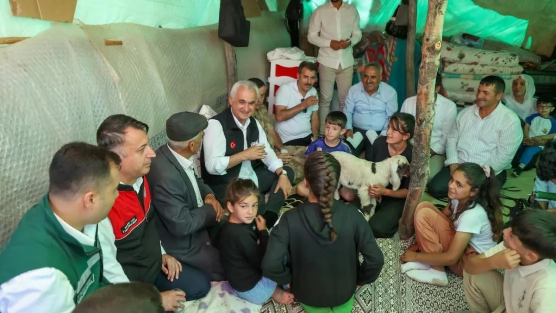 Terörden temizlenen yaylalar kuzu ve çocuk sesleriyle şenlendi