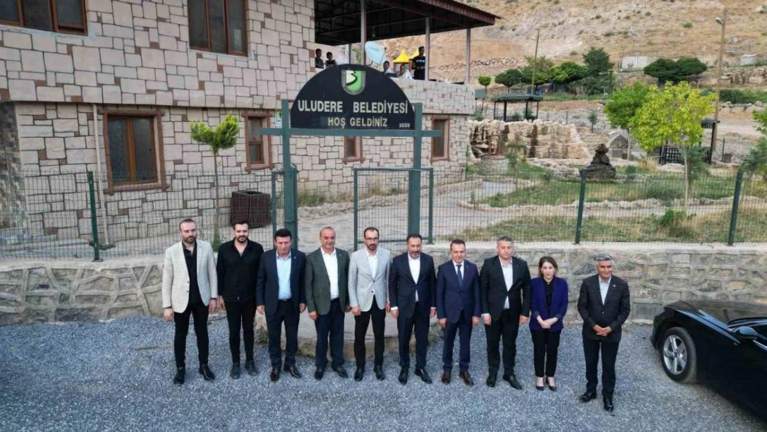 Terörün bitmesinin ardından Uludere'deki mesire alanı yoğun ilgi görüyor