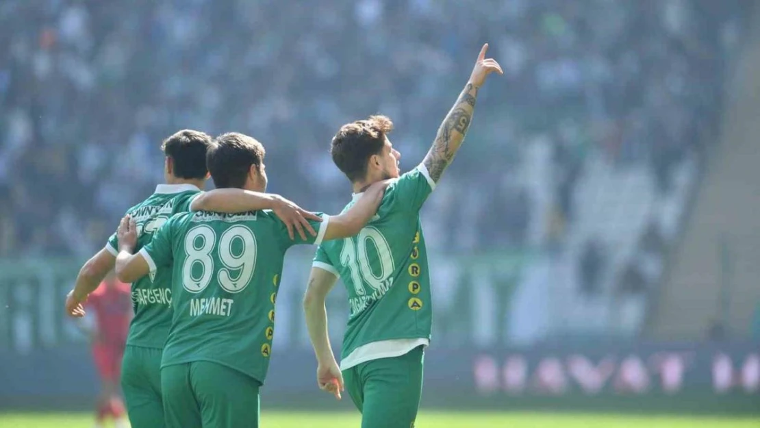 TFF 2. Lig: Bursaspor: 2 -  Serik Belediyespor: 2