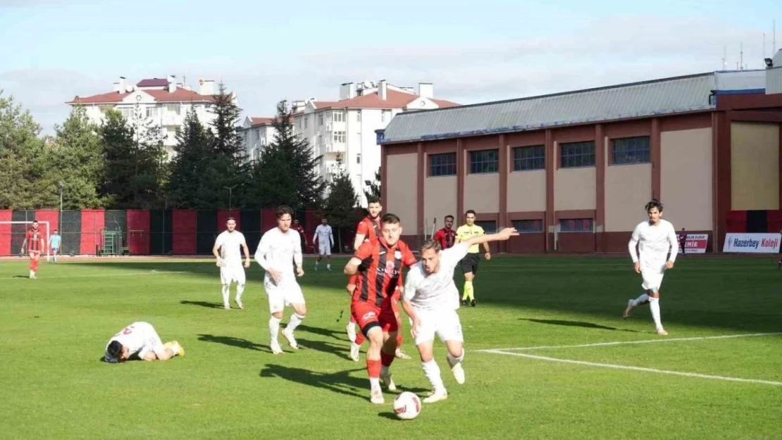 TFF 2. Lig: GMG Kastamonuspor: 3 - Karaman Futbol Kulübü: 2