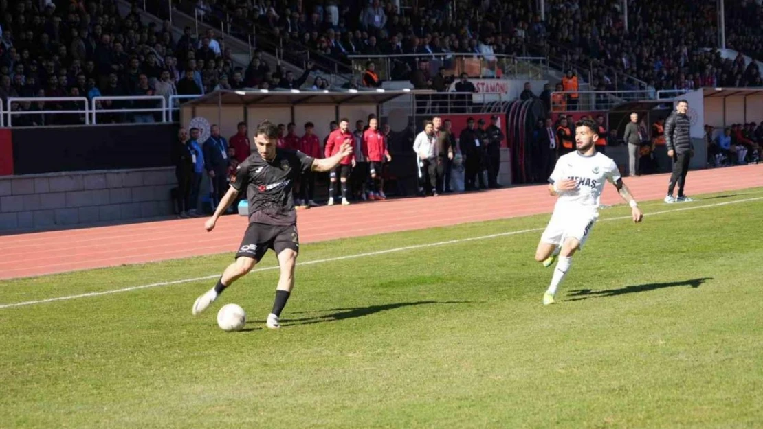 TFF 2. Lig: Kastamonuspor: 1 - Menemen Futbol Kulübü: 0