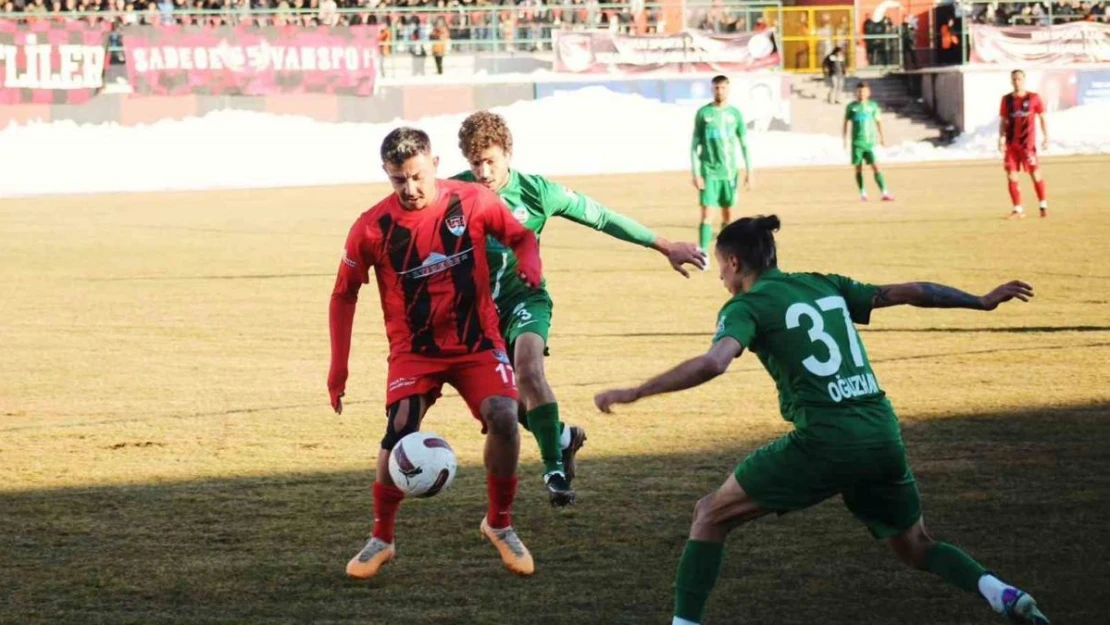 TFF 2. Lig: Vanspor FK: 3 - Serik Belediyespor: 1