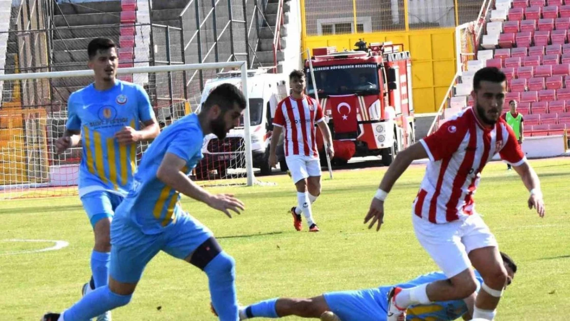 TFF 3. Lig: Balıkesirspor: 1 - Siirt İl Özel İdaresi: 1