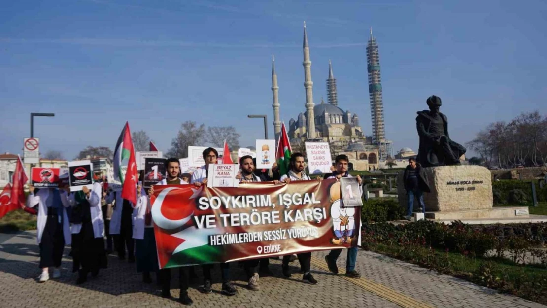 Tıp Fakültesi öğrencileri terör saldırılarını ve İsrail'i protesto etti