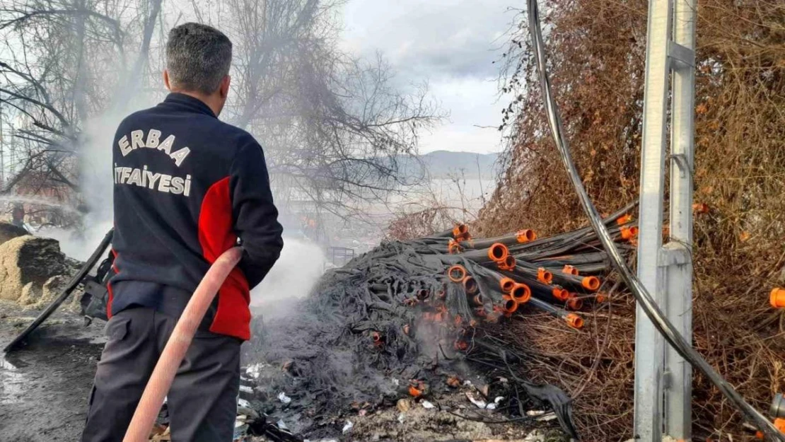 Tokat'ta bahçede çıkan yangın şantiyeye sıçradı