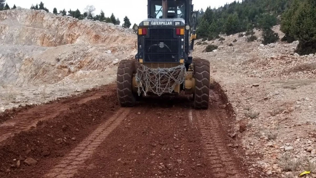 Toroslar'da üst yapı çalışmaları sürüyor