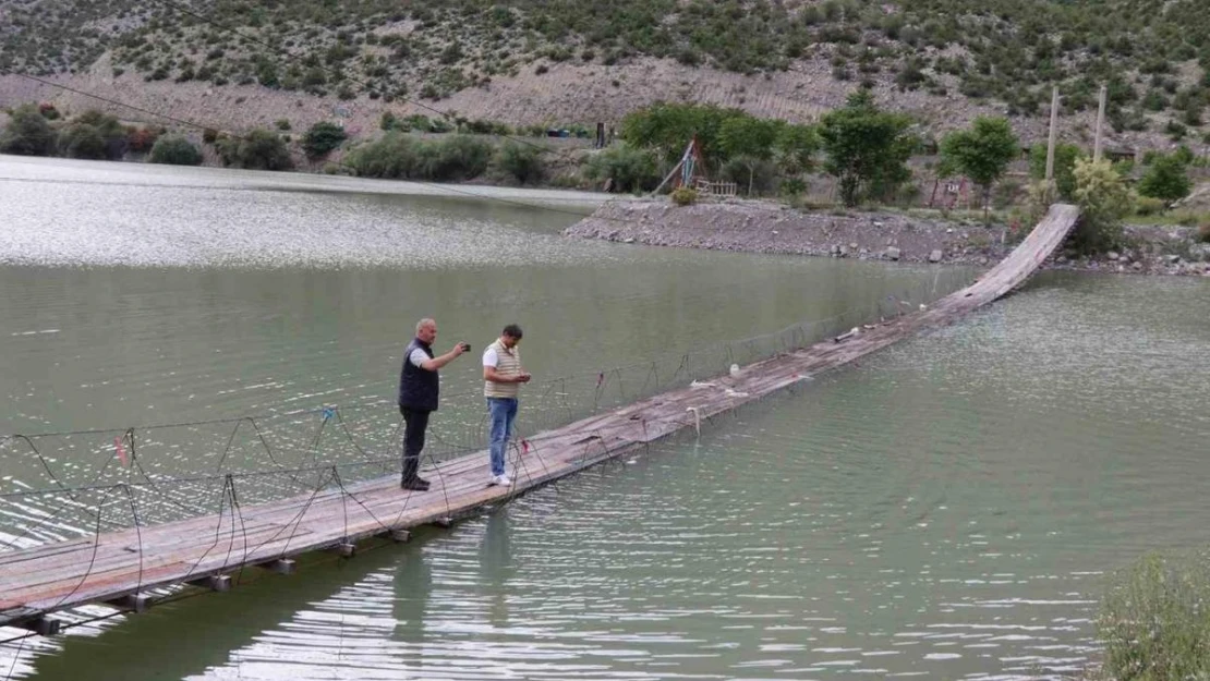 Tortum Gölü'nde su seviyesi dokuz metre yükseldi