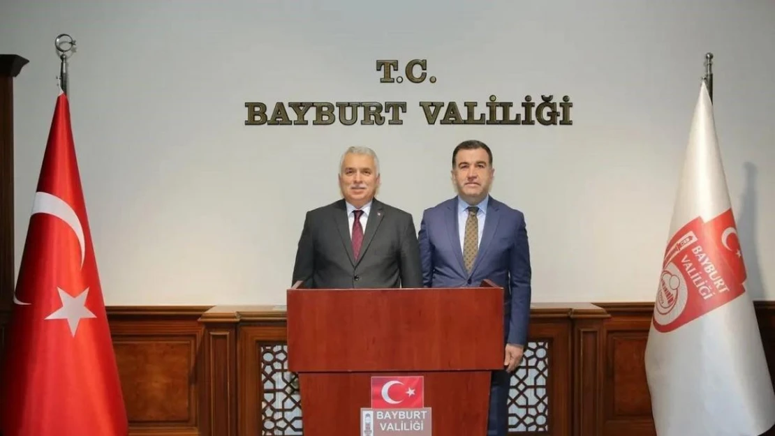 Trabzon Valisi Yıldırım Bayburt Valisi Eldivan'la görüştü