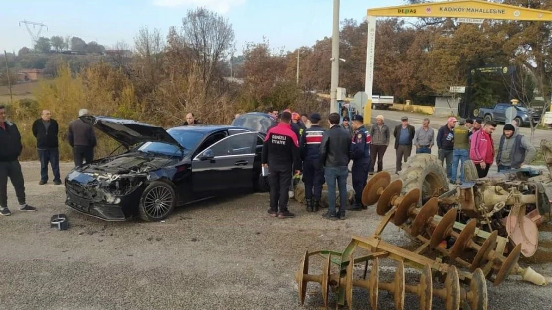 Traktör ile otomobilin çarpıştığı kazada bir kişi yaralandı