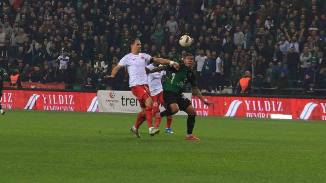 Trendyol 1. Lig: Kocaelispor: 0 - Ümraniyespor: 3