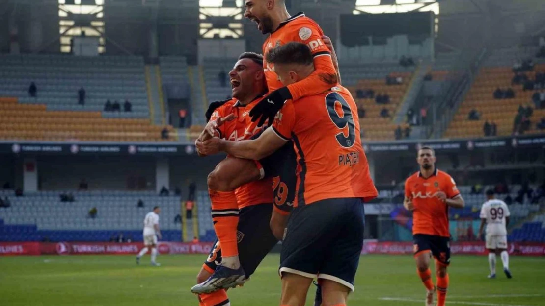 Trendyol Süper Lig: Başakşehir: 1 - Hatayspor: 0 (Maç devam ediyor)