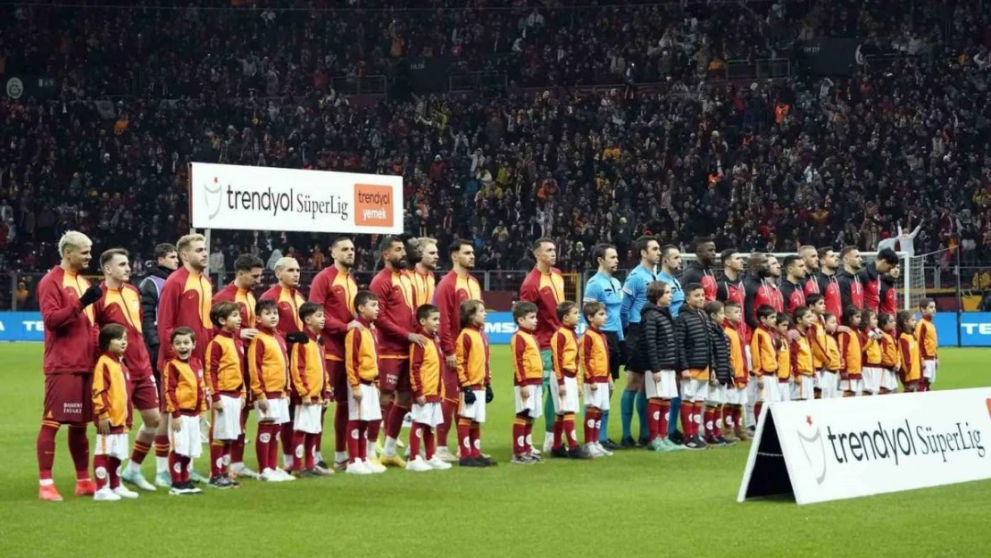 Trendyol Süper Lig: Galatasaray: 0 - Gaziantep FK: 0 (Maç devam ediyor)