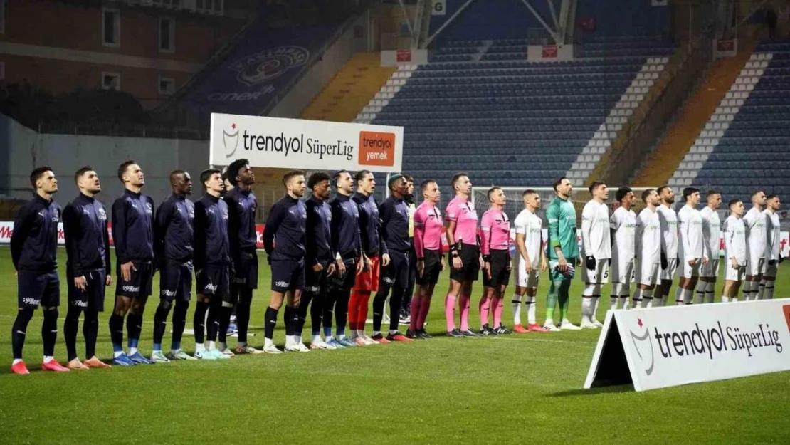 Trendyol Süper Lig: Kasımpaşa: 1 - Fatih Karagümrük: 0 (Maç devam ediyor)