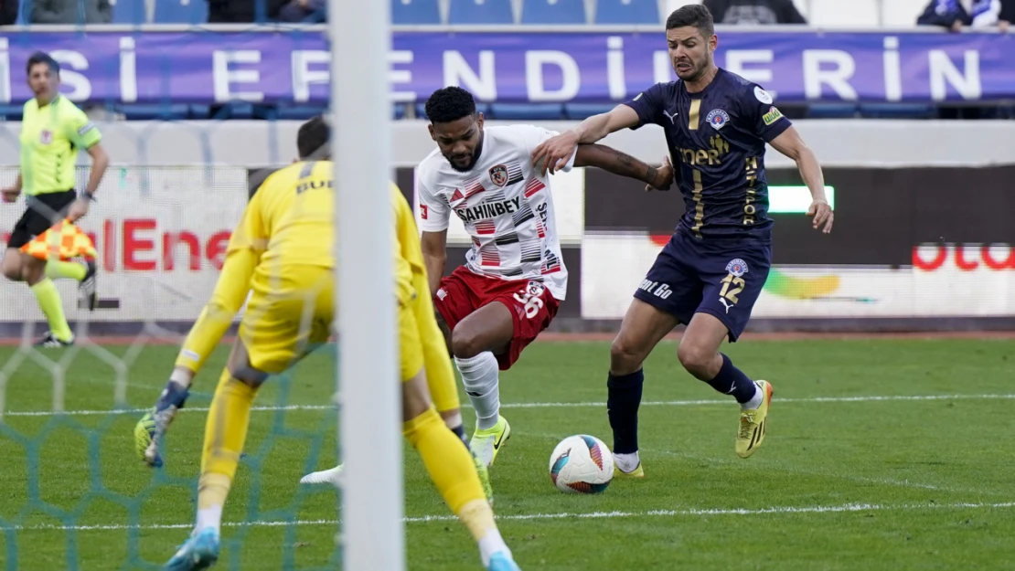 Trendyol Süper Lig: Kasımpaşa: 2 - Gaziantep FK: 2 (Maç sonucu)