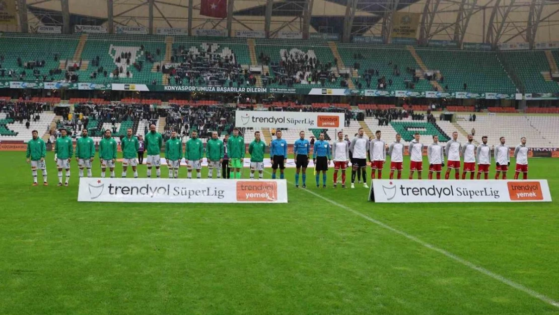 Trendyol Süper Lig: Konyaspor: 1 - Antalyaspor: 0 (İlk yarı)