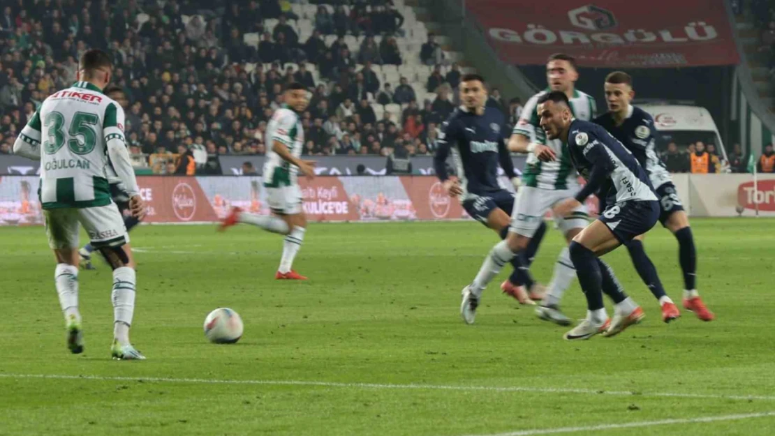 Trendyol Süper Lig: Konyaspor:2-Fenerbahçe:3