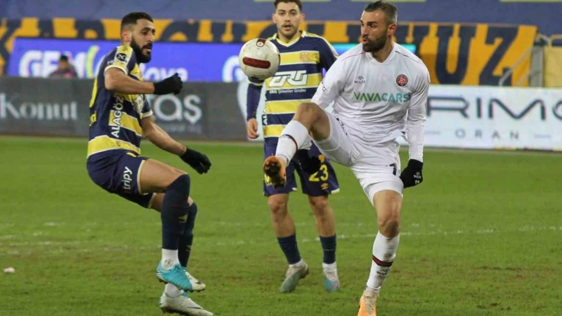 Trendyol Süper Lig: MKE Ankaragücü: 2 - Fatih Karagümrük: 0 (Maç sonucu)