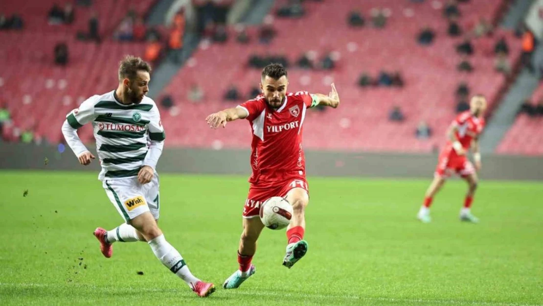 Trendyol Süper Lig: Samsunspor: 0 - Konyaspor: 1 (İlk yarı)