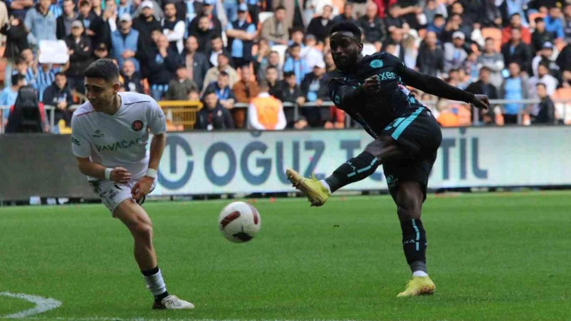 Trendyol Süper Lig: Y. Adana Demirspor: 1 - Fatih Karagümrük: 0 (İlk yarı)