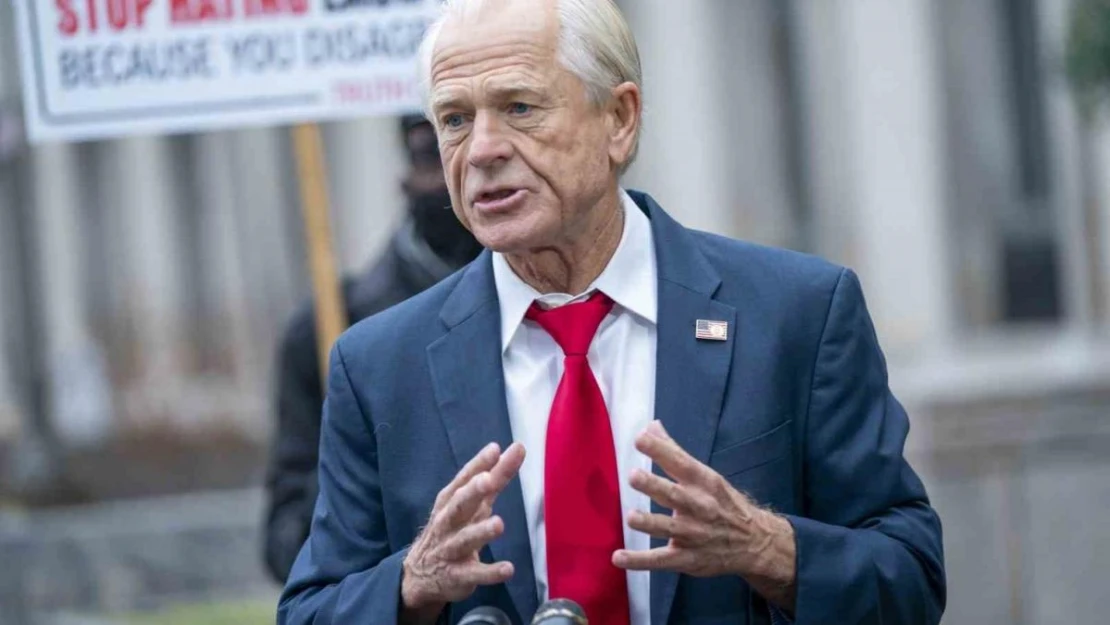 Trump'ın eski danışmanı Peter Navarro'ya 4 ay hapis cezası