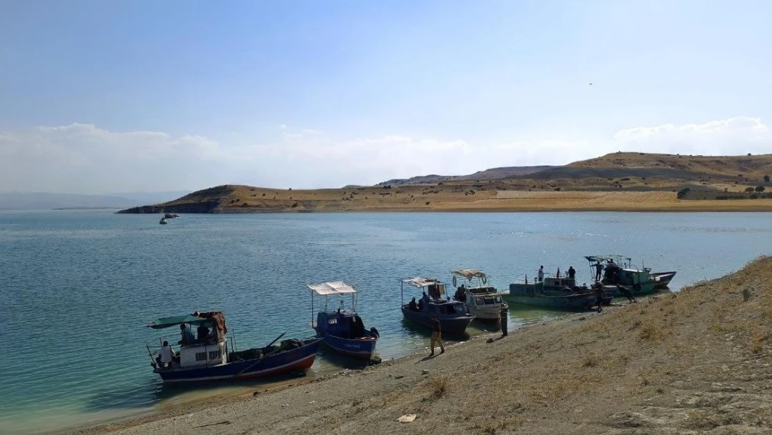 Tunceli'de kaybolan balıkçıyı arama çalışmaları sürüyor