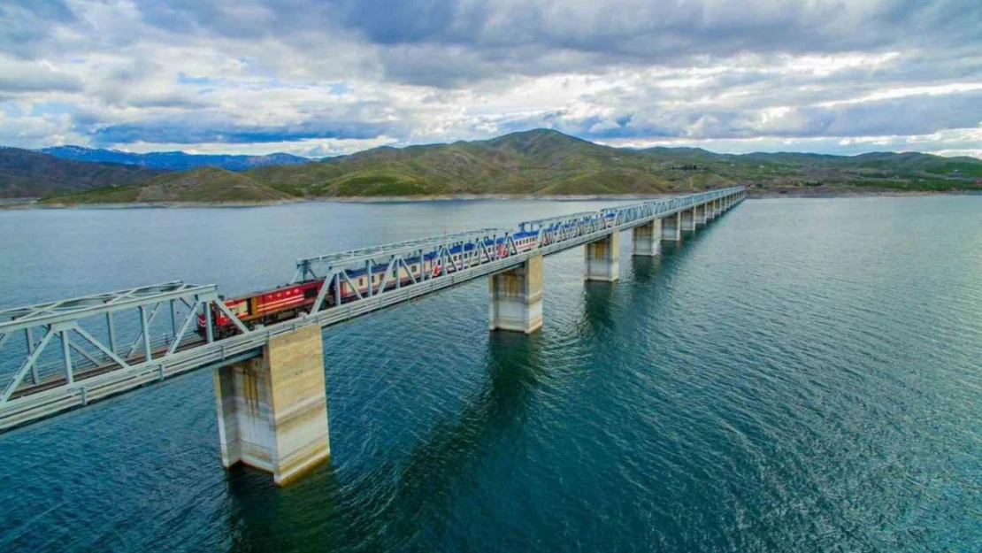 Turistik Tatvan Treni 24 Haziran'da yola çıkıyor