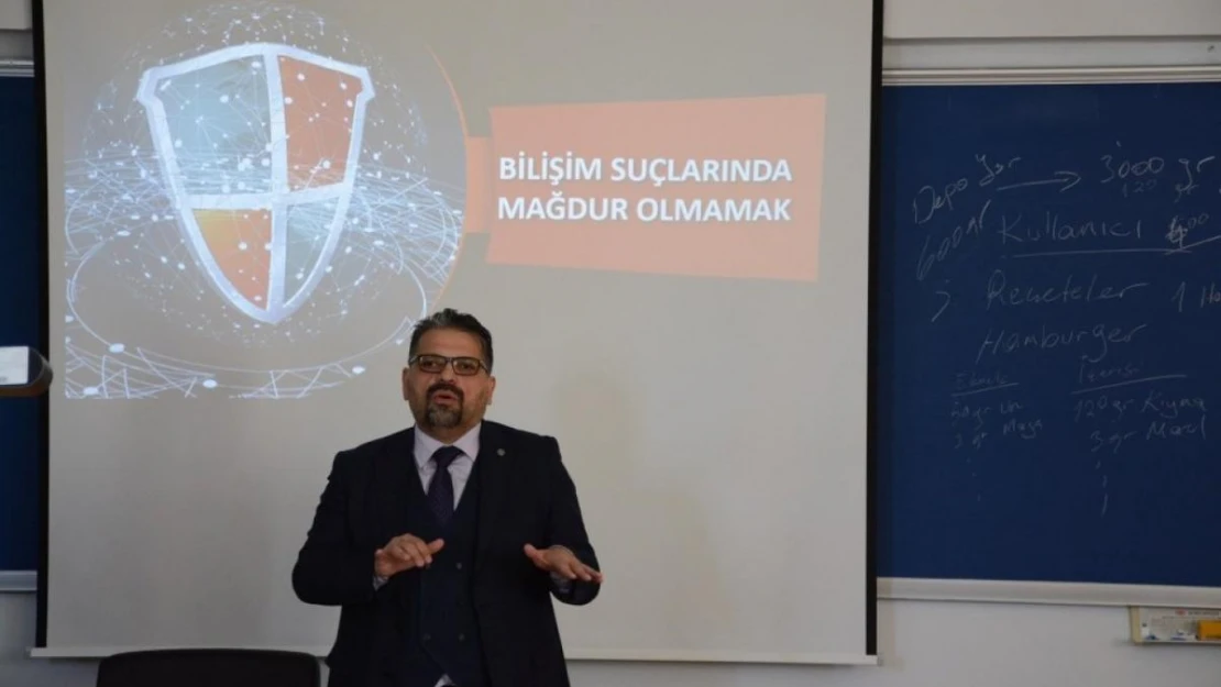 Turizm Fakültesinde 'Bilişim Suçlarında Mağdur Olmamak' konuşuldu