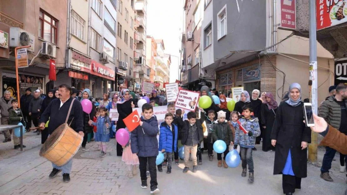 Türkeli'de 'Ramazan Karşılama Yürüyüşü'