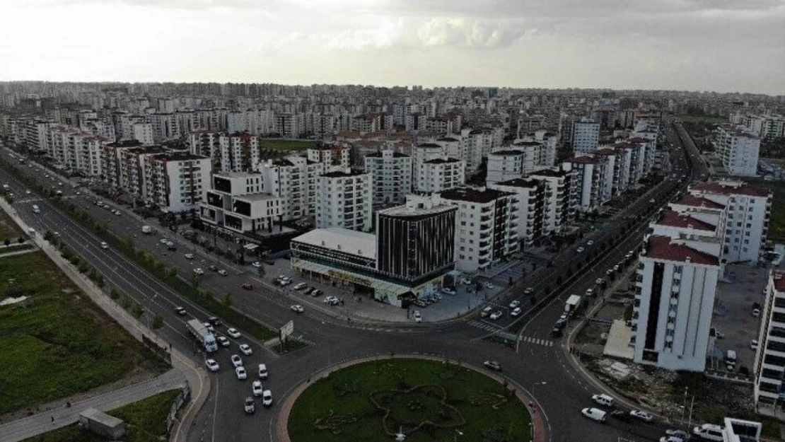 Türkiye'nin en büyüğünü yönetmeye 24 aday talip