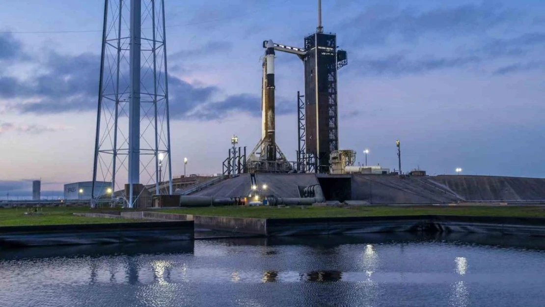 Türkiye'nin ilk astronotu Alper Gezeravcı'nın uzay yolculuğu yarına ertelendi