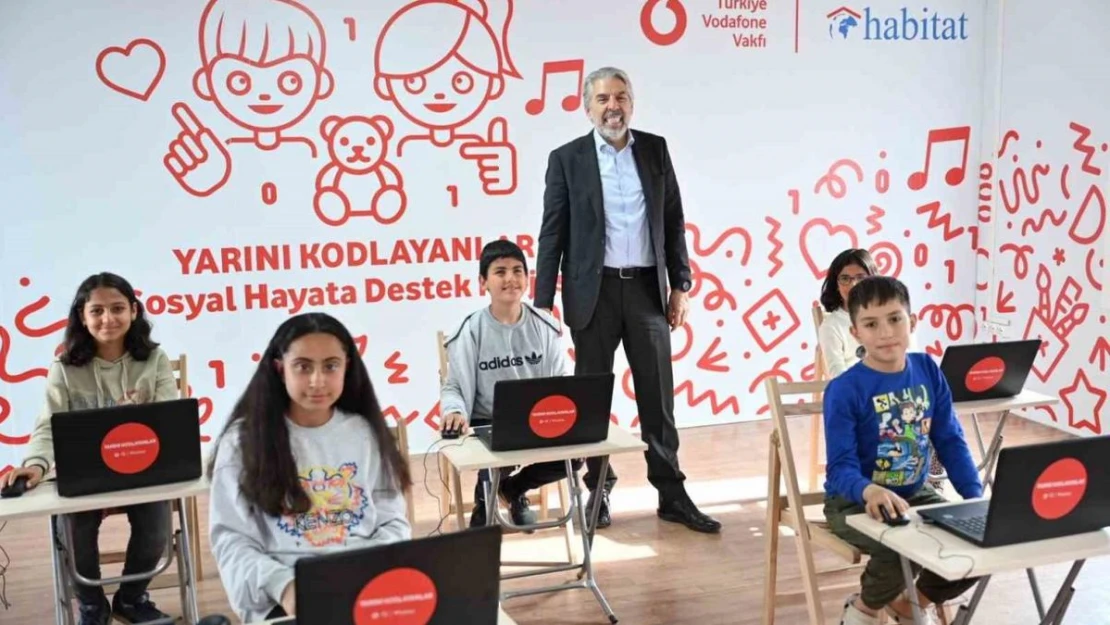 Türkiye Vodafone Vakfı'ndan 16 yılda 1,5 milyar TL'lik sosyal katkı