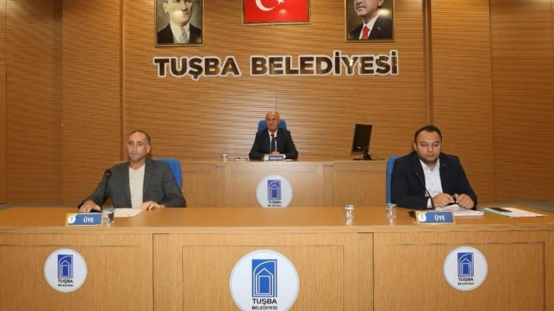 Tuşba Belediye Meclisi, 2024 yılı mali bütçesi ile iş ve performans programlarını onayladı