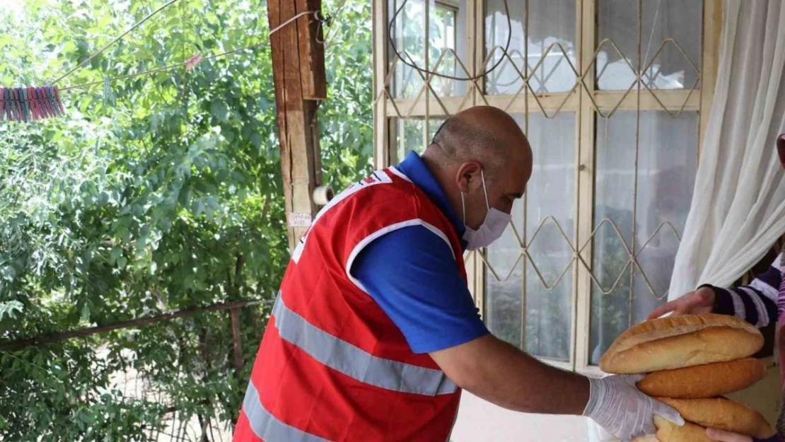 Tutak'ta Kaymakam Adıbelli'nin köy ziyaretleri