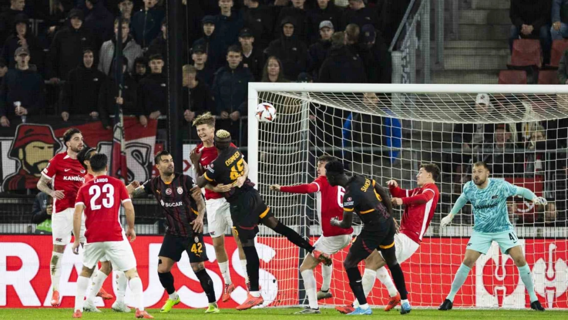 UEFA Avrupa Ligi: AZ Alkmaar: 1 - Galatasaray: 1