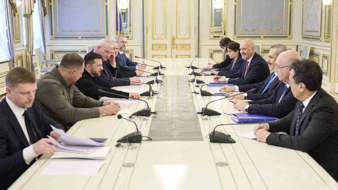 Zelenskiy: 'Rusya, ateşkes çağrılarını görmezden gelmeye devam ediyor'