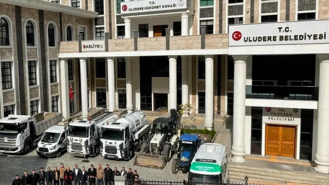 Uludere'de vatandaşlara ücretsiz servis hizmeti