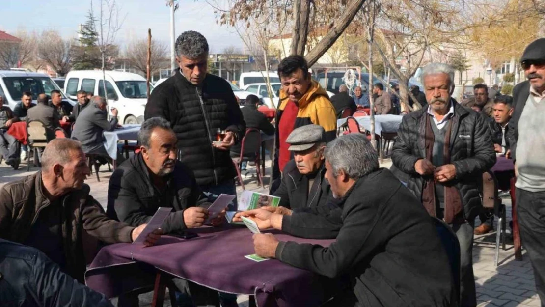 Üreticilere gübreleme ile zararlılarla mücadele eğitimi